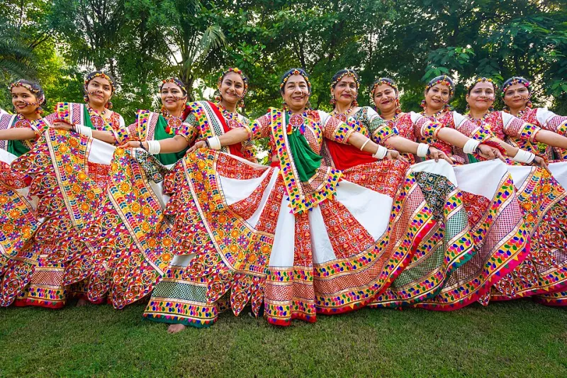 નવ રાત, નવ વેન્યુ, કરોડોનું ટિકિટ: અમેરિકામાં ગરબા પાછળની અનદેખી 'ઉત્સવ ઇકોનોમી'